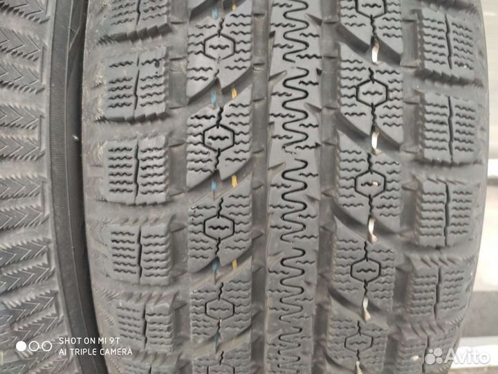 Toyo Observe GSi-5 235/55 R20