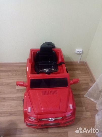 Детский электромобиль