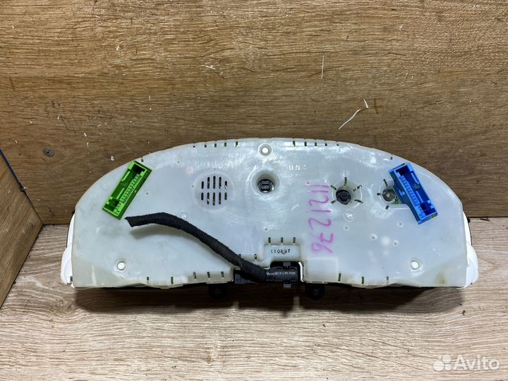 Панель приборов Audi A6 C5 бензин 1121276