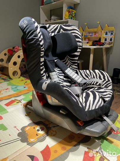 Автокресло Britax Roemer King Plus SMART zebra