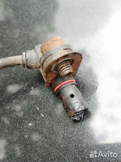 Датчик абс шеврале каптива передний