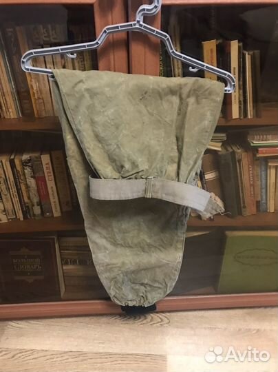 Защитный лесной костюм