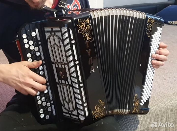 Баян Готово-выборный Аналог Юпитер 2Д