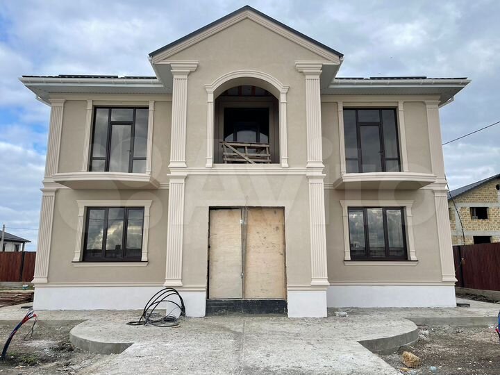 Дом 285 м² на участке 8,8 сот.