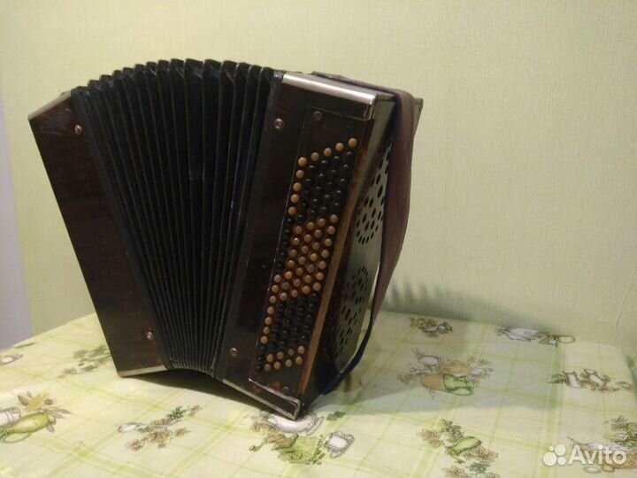 Цельнопланочный баян