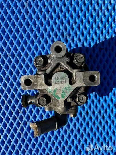 Насос гура Chevrolet Cruze 1.6