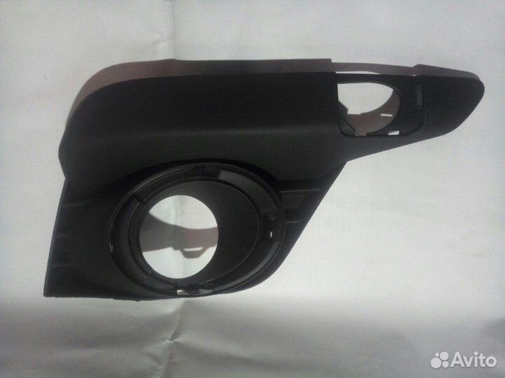 Решетка птф правая Renault Logan 2018+