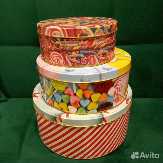 Металлические коробки новогодние