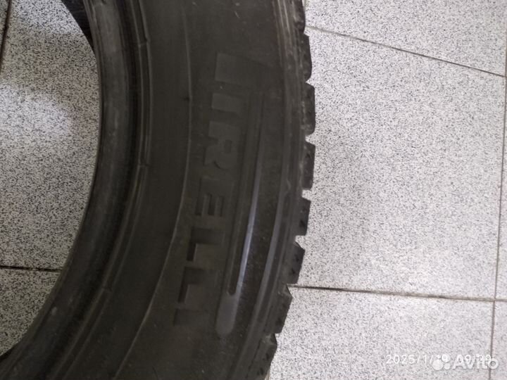 Pirelli Ice Zero 225/60 R17 103