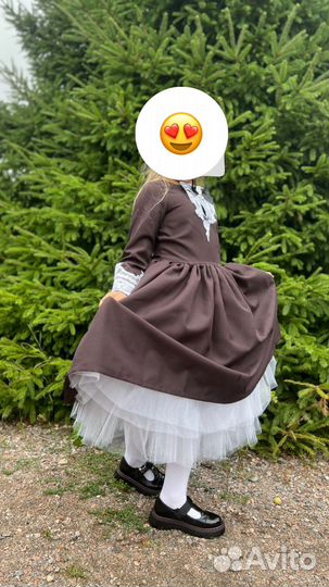 Школьное платье 134 коричневое