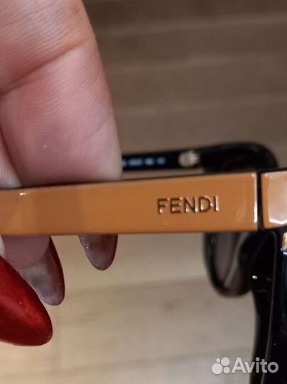 Солнцезащитные очки Fendi Италия оригинал женские