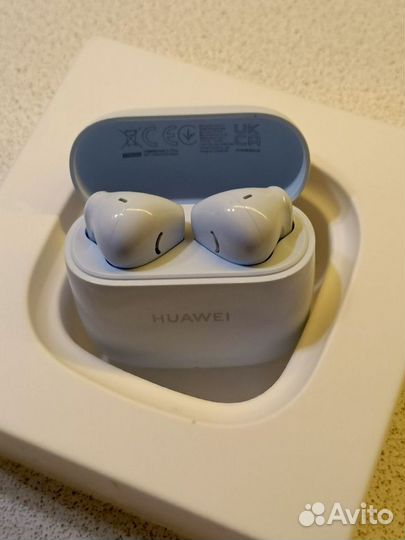 Беспроводные наушники huawei freebuds