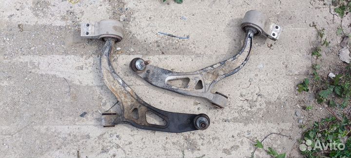 Рычаги передние Форд Эксплорер 2013