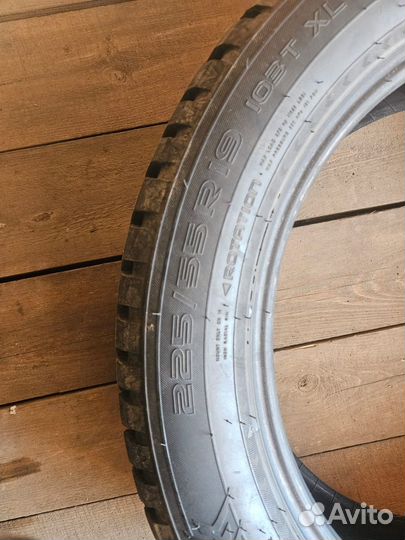 Nokian Tyres Hakkapeliitta 8 SUV 225/55 R19