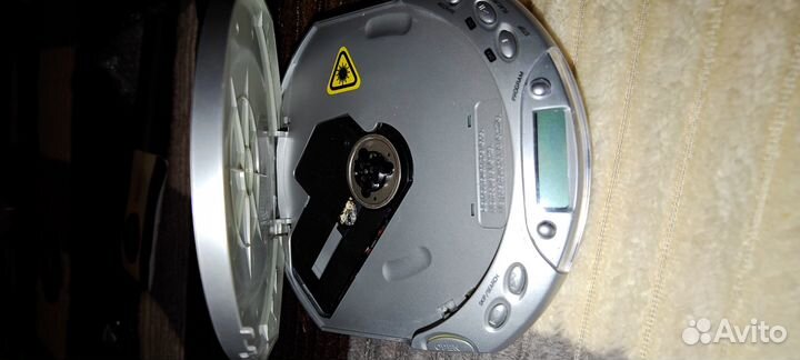 CD плеер Elta 5792BL