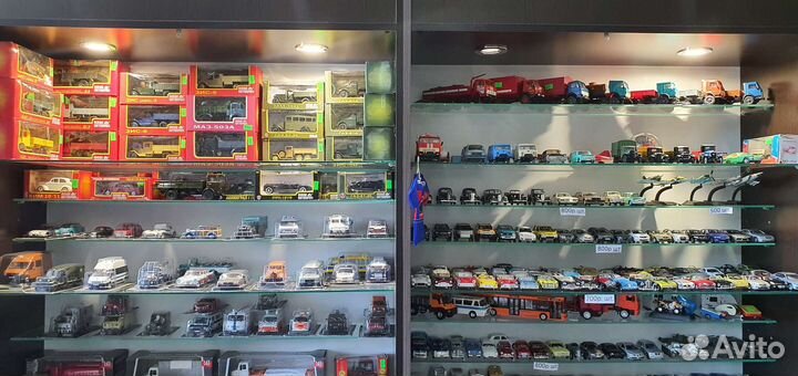 Модели машинок 1 43 размер. Соврем. И СССР