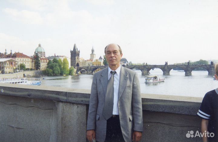 Репетитор по физике, математике (алгебра геометрия