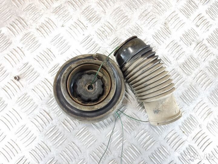 Опора переднего амортизатора Ssang yong Rexton 200