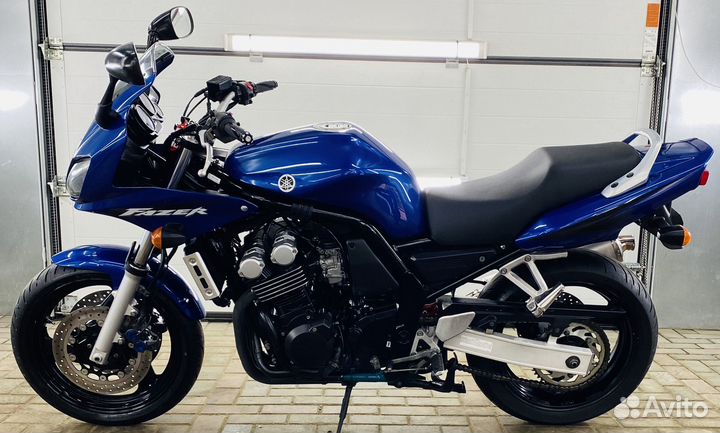 Yamaha FZS600 2003г