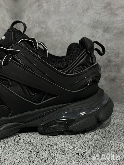 Женские кроссовки Balenciaga Track Sneakers