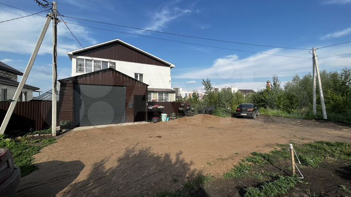 Дом 132 м² на участке 4,5 сот.