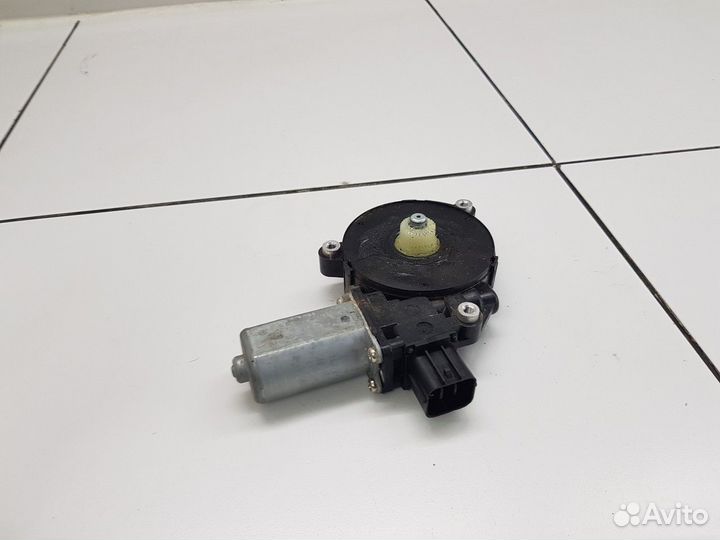 Моторчик стеклоподъемника задний правый (Haval F7)