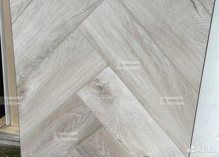 Кварцвиниловый ламинат елочка