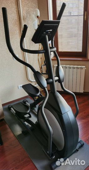 Эллиптический тренажер Spirit by Hasttings XE330
