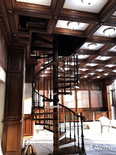 Деревянный потолок из массива дерева