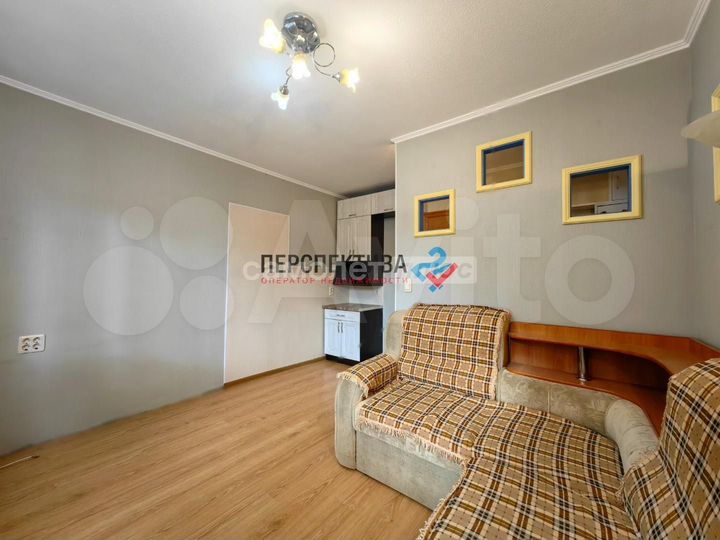 Комната 28,7 м² в 5-к., 2/4 эт.