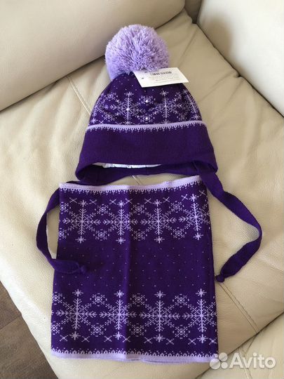 Комплект шапка и снуд новый