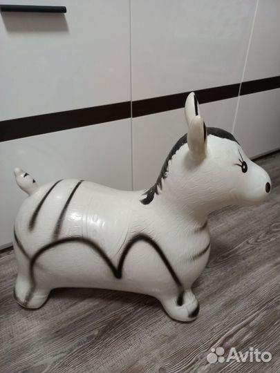 Резиновый ослик