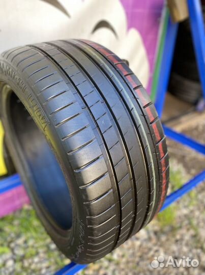 Michelin Pilot Super Sport 275/40 R18