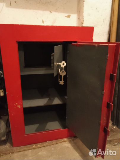 Продам Сейф бу