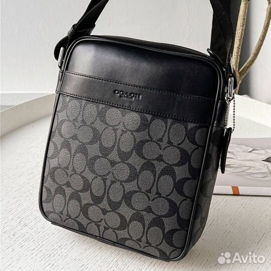 Мужская сумка через плечо coach