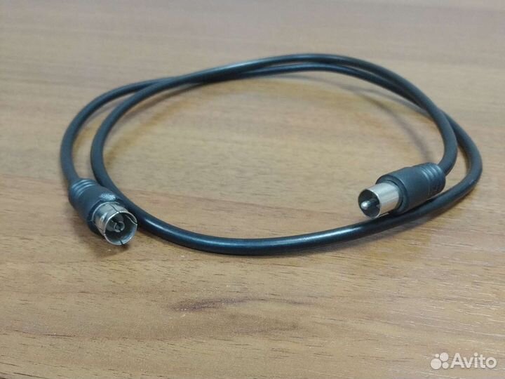Tv кабель. цена за 2 штуки