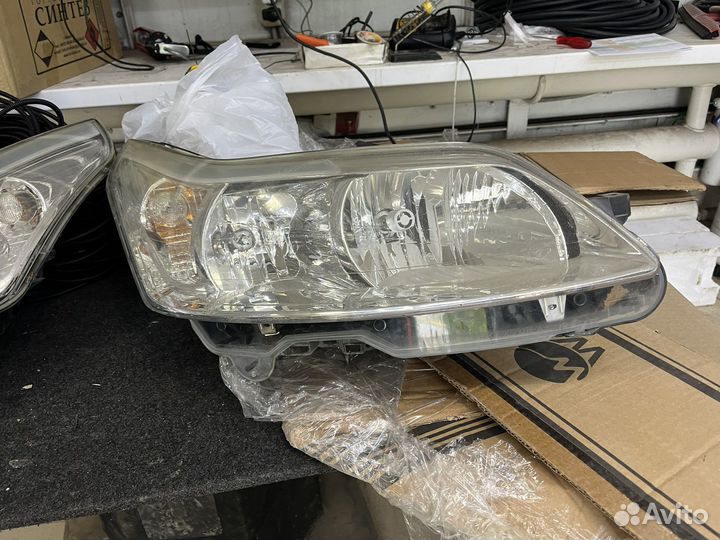 Фары Ситроен c4 2006