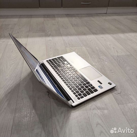 Acer aspire v5-531g