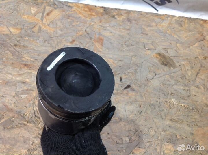 Поршень с шатуном Nissan X-Trail 3 (T32) 2014