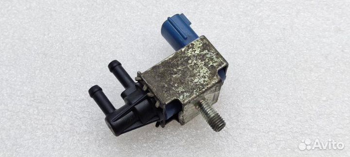 Клапан электромагнитный Nissan Teana J31 VQ35DE