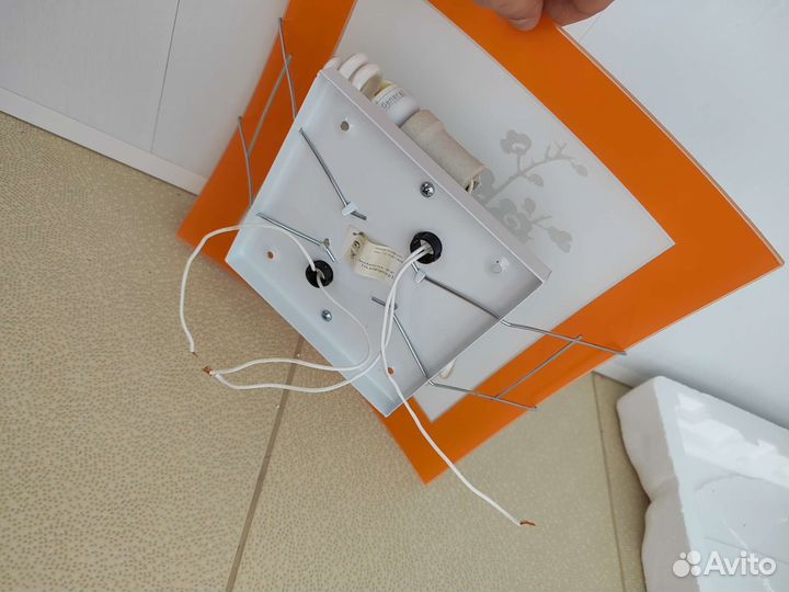 Настенный светильник