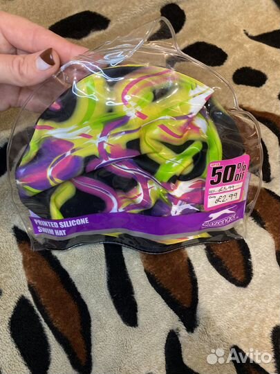 Силиконовая шапочка для плавания девушке новая