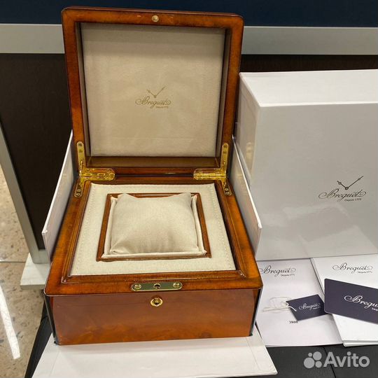 Коробка для хранения часов Breguet