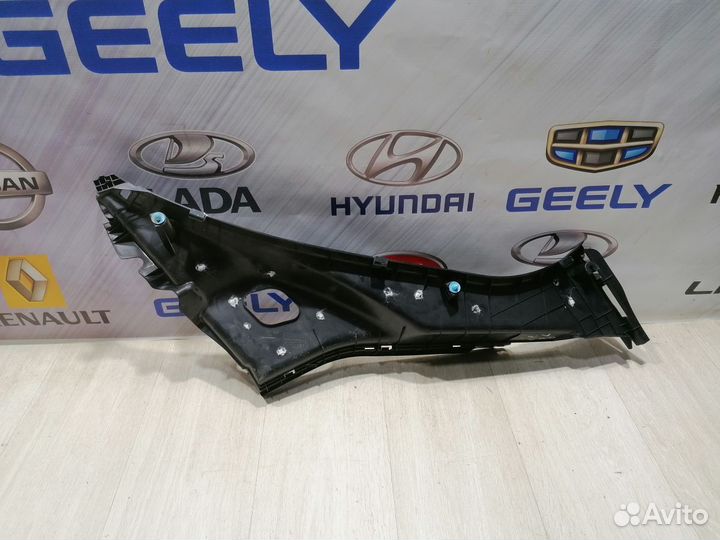 Накладка порога на порог Hyundai solaris Лев