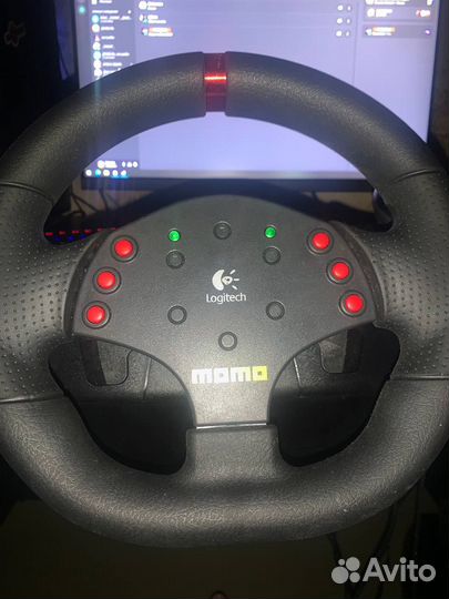Руль logitech momo racing