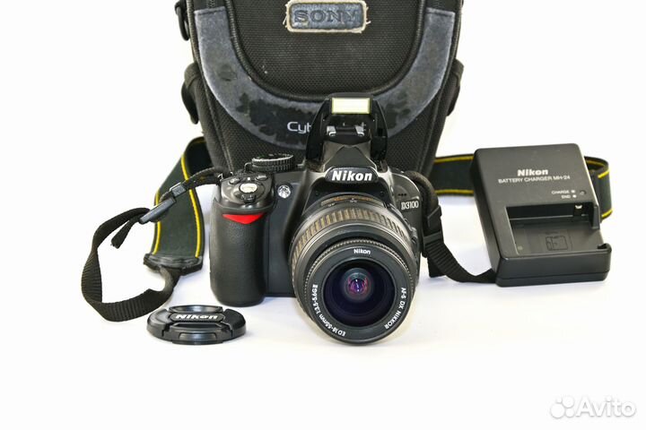 Nikon D3100 14.2MP c Kit AF-S VR 18-55