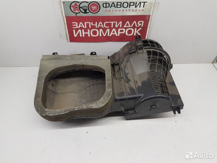 Корпус отопителя (Ford Explorer)