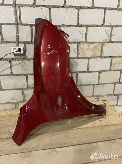 Крыло переднее правое Nissan Juke