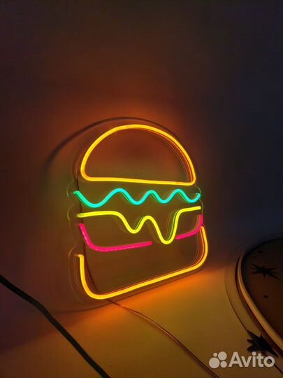 Неоновая вывеска новая 5
