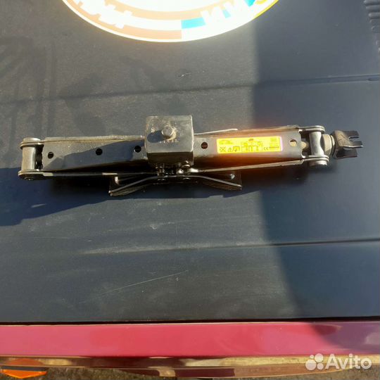 Домкрат 995501LA1A nissan infiniti